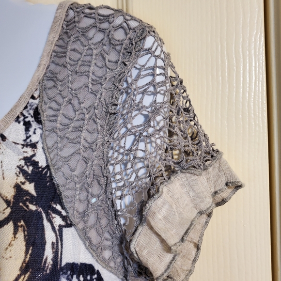 Tshirt A-line Dress w/handkerchief hem - Picture 3 of 11